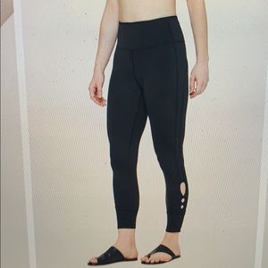 Lululemon Melodic Movement 7/8 Tight